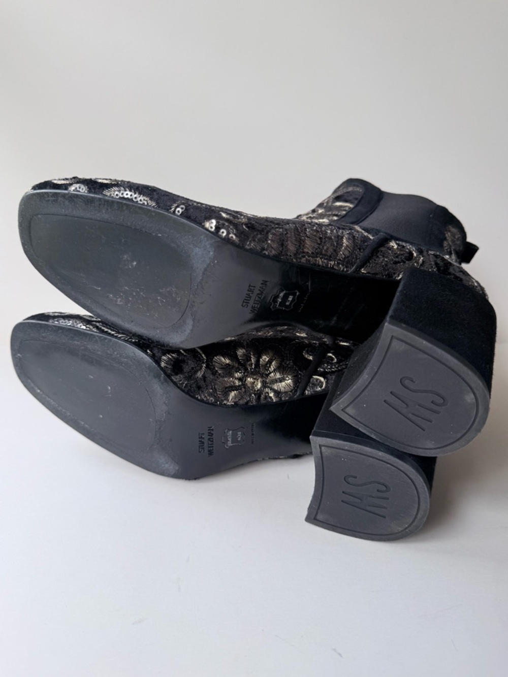 Stuart Weitzman Mediate Metallic Bootie Black Velvet Gold Sequin Embroidery 9.5N - Picture 11 of 14